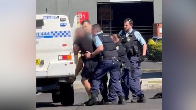 Man arrested at regional airport after alleged police assault