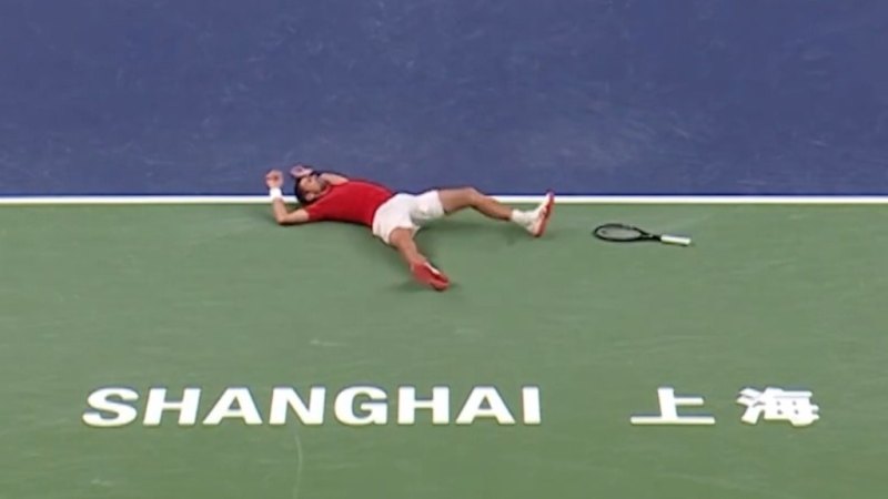 Djokovic Collapses amid Shanghai Humidity