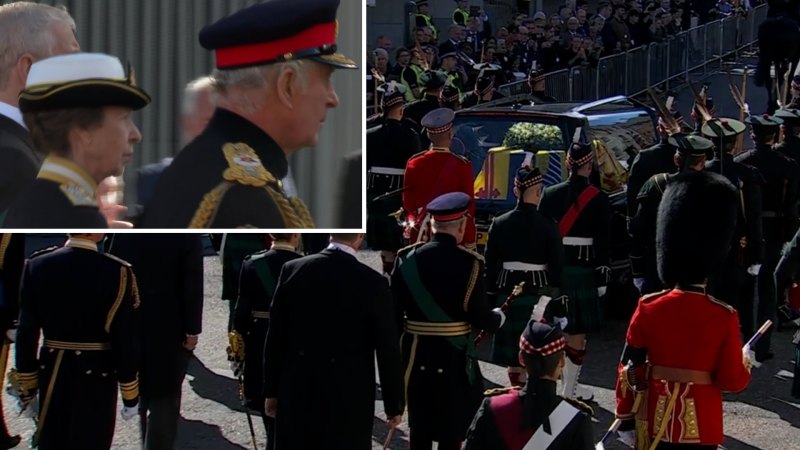 Royal Mile töreninde Kraliçe'nin çocukları tabutuna eşlik ediyor