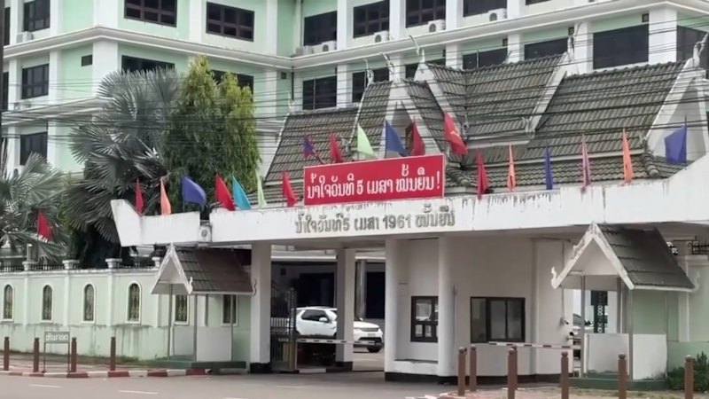 Families welcome government's Laos travel warning amid charges