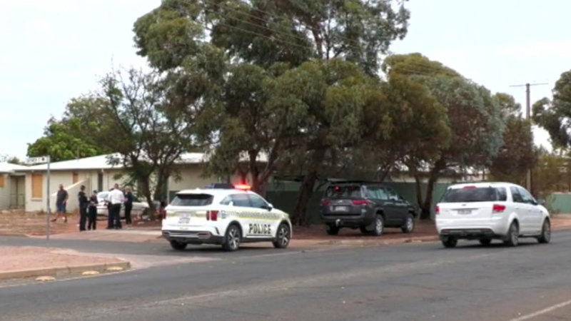 Man in critical condition after fight at South Australian home