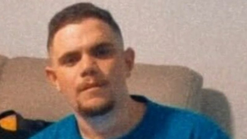 Young dad found dead on Queensland city street