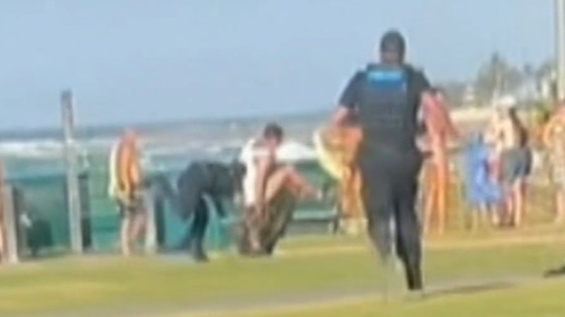 Gold Coast cop tackles e-bike thief