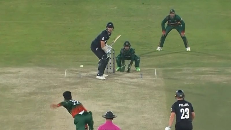 NZ eases past Bangladesh in Champions Trophy