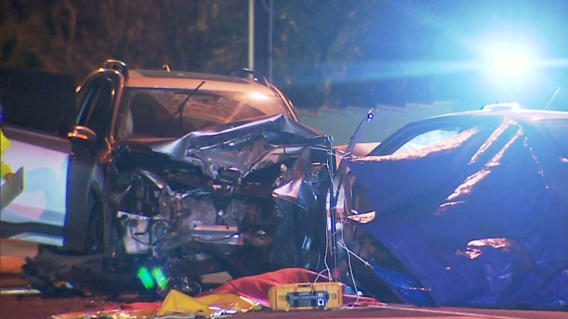 Young girl dies in car crash on Adelaide coast