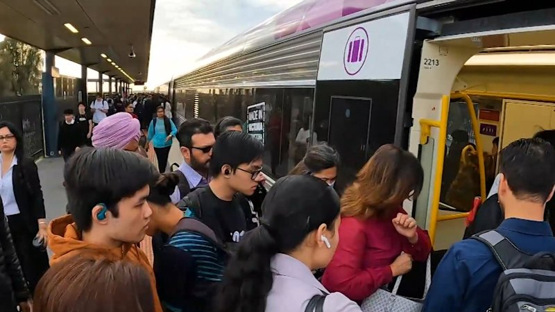 Victoria to announce free public transport