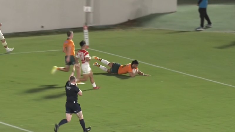 Wright fires Wallabies in front