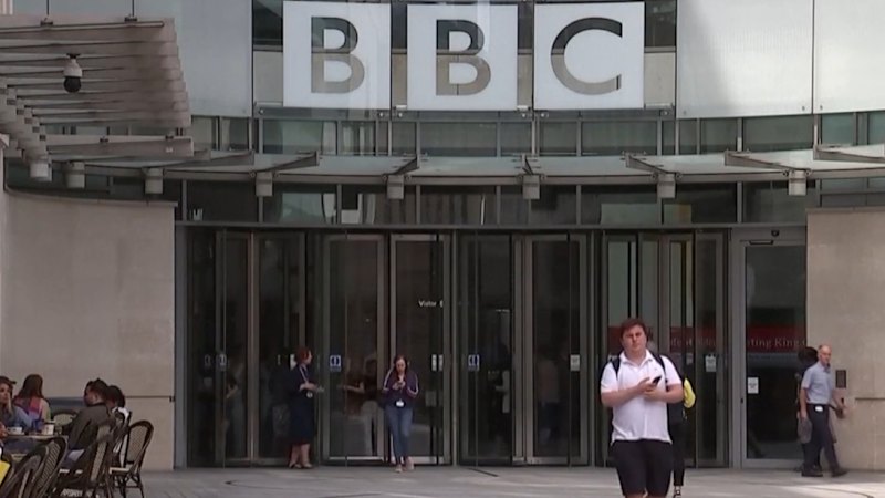 Trump threatens to sue BBC for up to $US5bn over documentary edit