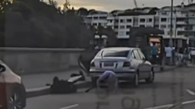 Dashcam footage shows the moment a couple confront Bondi gunmen