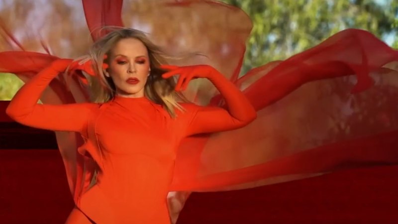 Kylie Minogue to headline AFL grand final