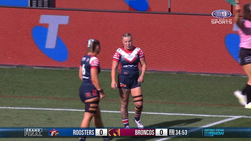 Fressard's kick-off blunder starts NRLW decider