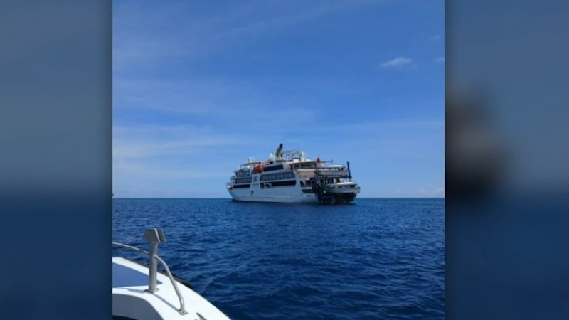 Passengers rescued from cruise ship stranded in waters near Papua New Guinea