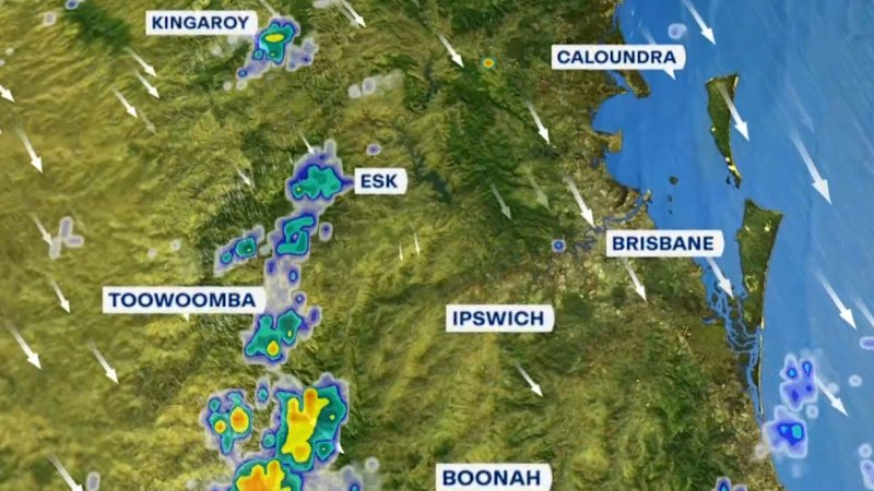 Queensland braces for weekend of wild weather