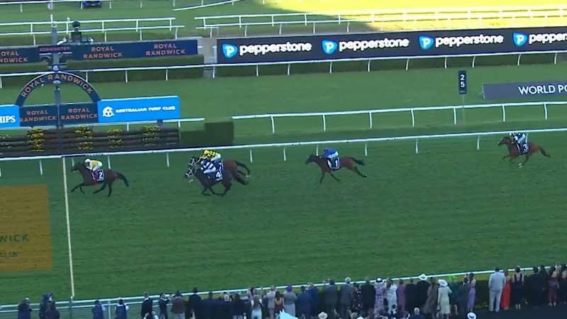 Sir Delius upsets red-hot favourite Autumn Glow