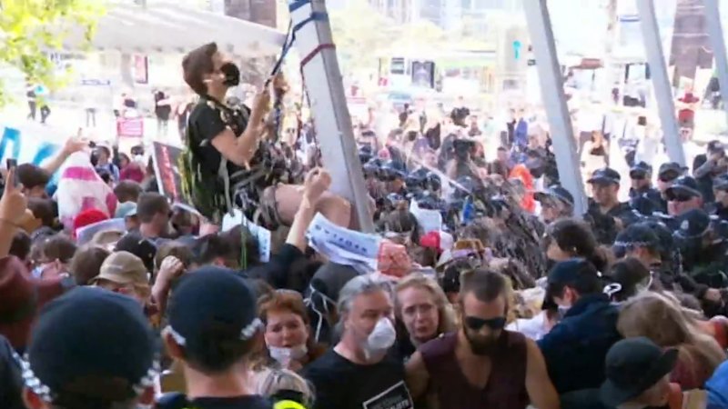 Police use of capsicum spray 'unlawful', court finds