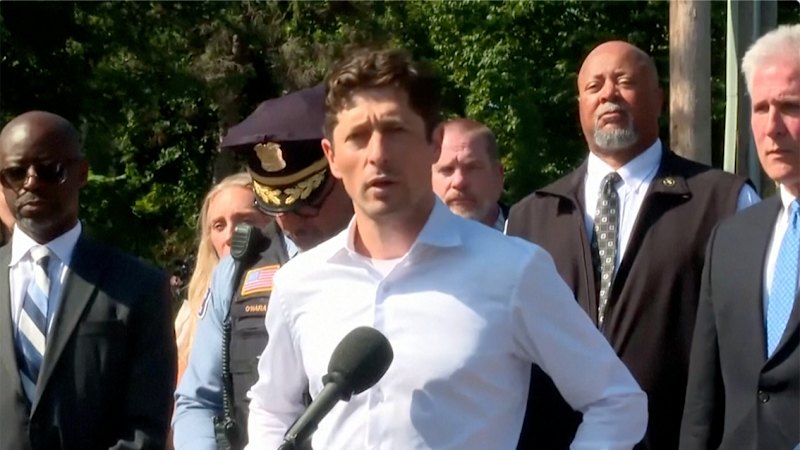 Minneapolis Mayor Jacob Frey says children are dead after shooting at Catholic school