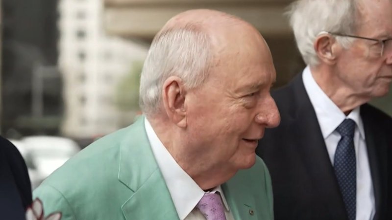 Complainant felt 'powerless' after alleged Alan Jones assault