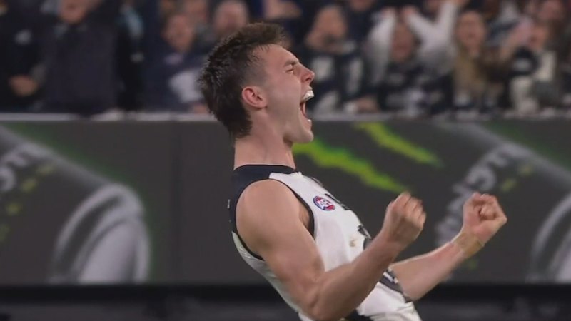 Jagga Smith goals help Carlton stage comeback