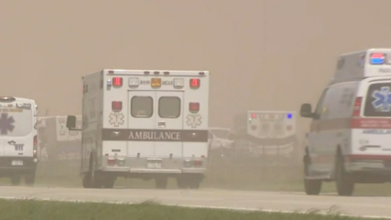 Meteorolog, ölümcül Illinois toz fırtınasına neyin yol açtığını açıklıyor