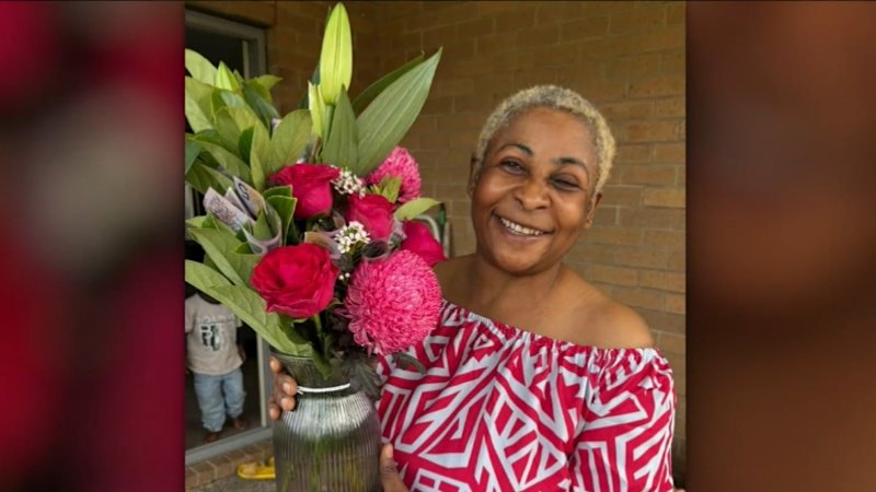 Woman killed after car meet south of Brisbane