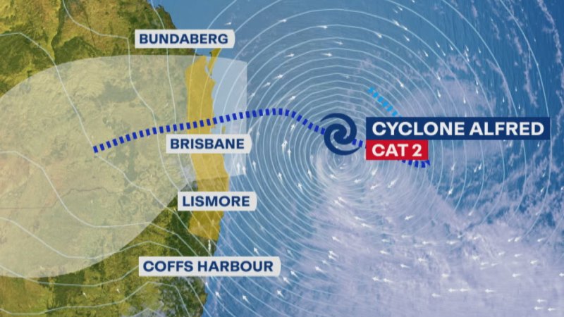 Cyclone Alfred approaching east coast