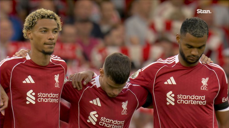 Liverpool pay tribute to Jota