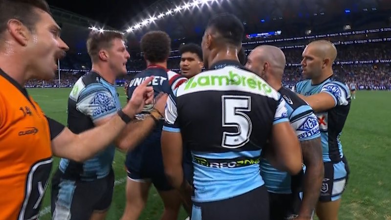 Sharks villain 'lights fuse' against Roosters
