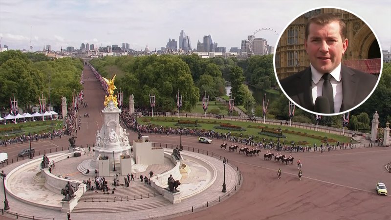 Kraliçe'nin tabutu Westminster Hall'a son yolculuğunu yaparken ne beklenir?