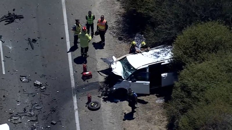 Man killed in head-on Perth highway crash