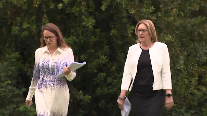 Victoria to slash 1000 public sector jobs in massive budget cut