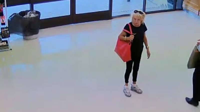 CCTV of the last time Jeanette Moss was seen before her death in 2014