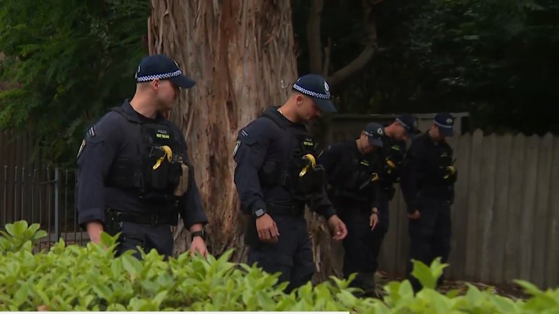 Man seeks help at hospital for gunshot and stab wounds in Sydney’s south-west