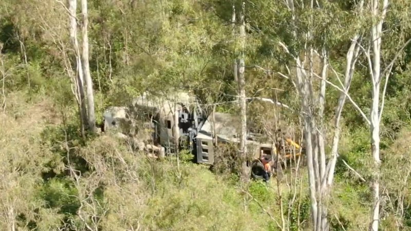 Clean-up begins in flood-hit Queensland community