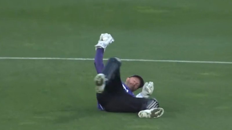 Wade turns back clock with stunning BBL catch