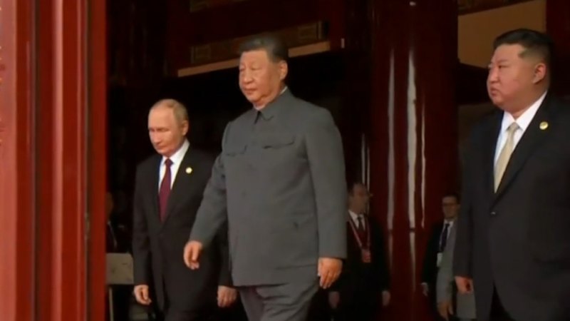World leaders attend Beijing military parade