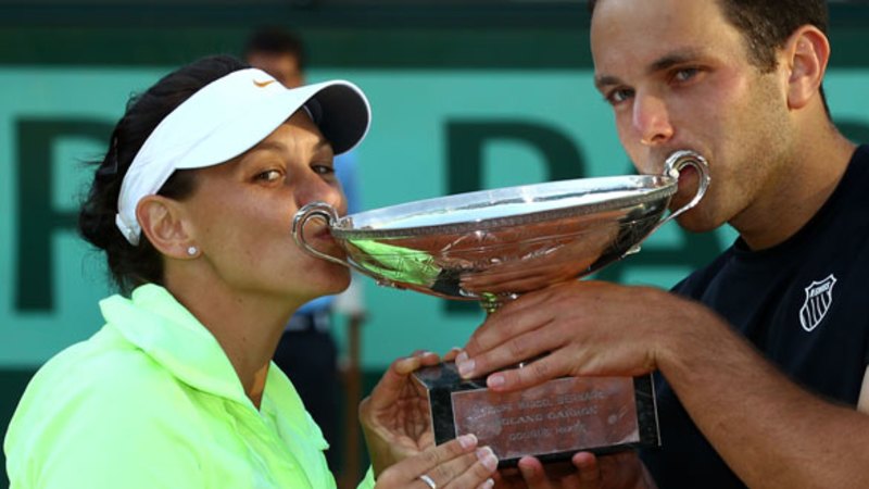 Dellacqua wins French Open mixed doubles title