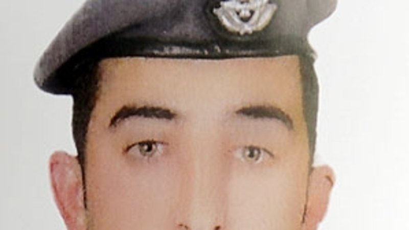 Father of burned Jordan pilot Muath al-Kasasbeh demands revenge