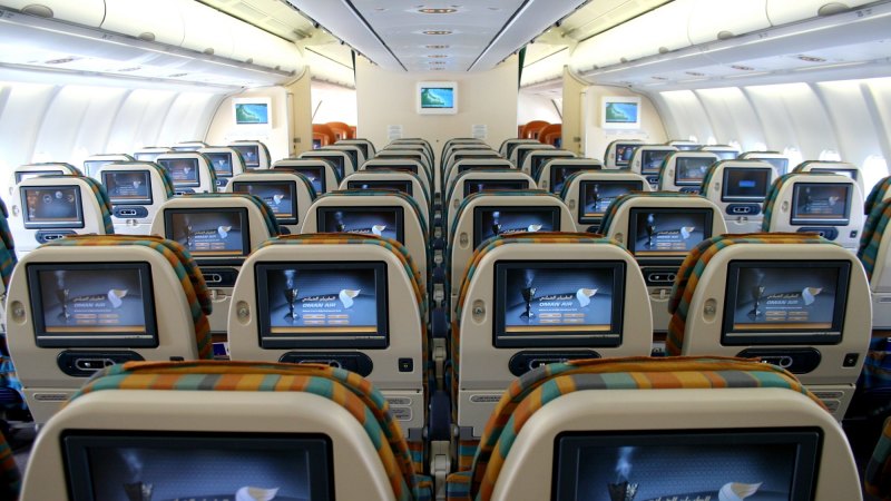 Cabin baggage cheap size oman air