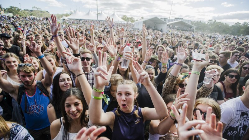 Groovin' the Moo 2016: Sell-out Canberra crowd parties hard after NSW ...