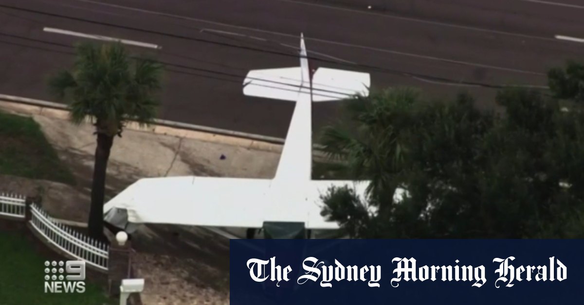 Video Plane runs out of fuel and crashes in US