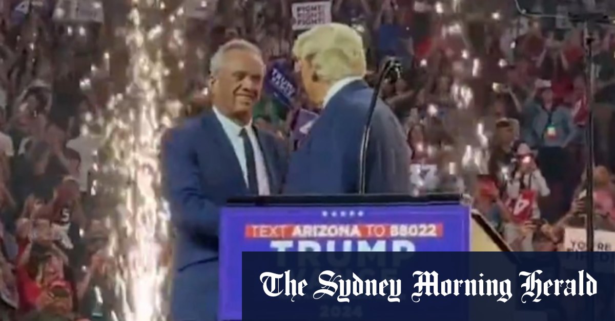Robert F Kennedy Junior endorses Donald Trump