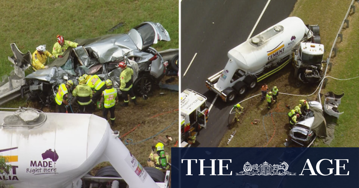 Baby dies in hospital following crash on motorway outside Sydney
