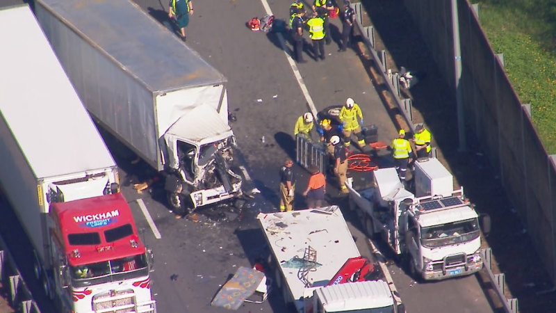 Multi-vehicle crash causes havoc on Logan Motorway