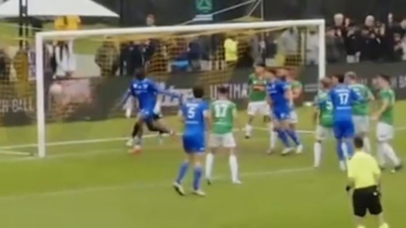 South Melbourne strike early in grand final