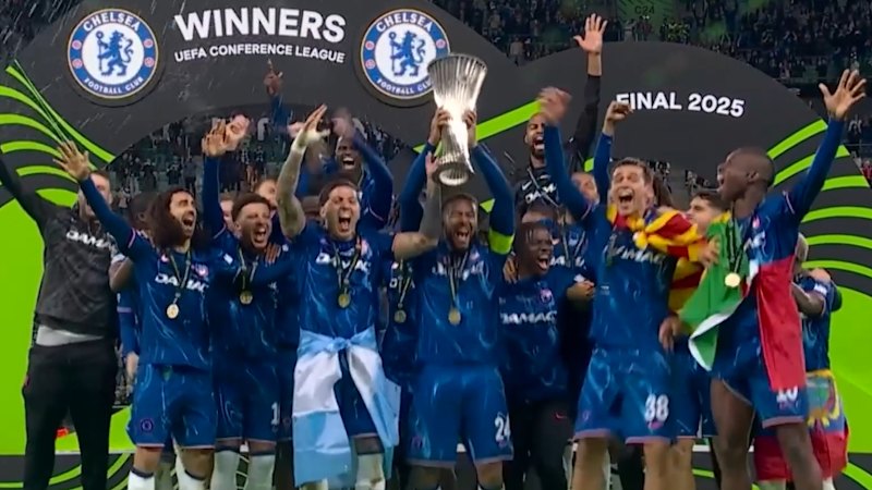 Why Chelsea are happy flying 'under the radar' in PL title race