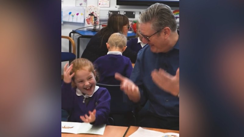 UK PM leads class in '6-7' dance