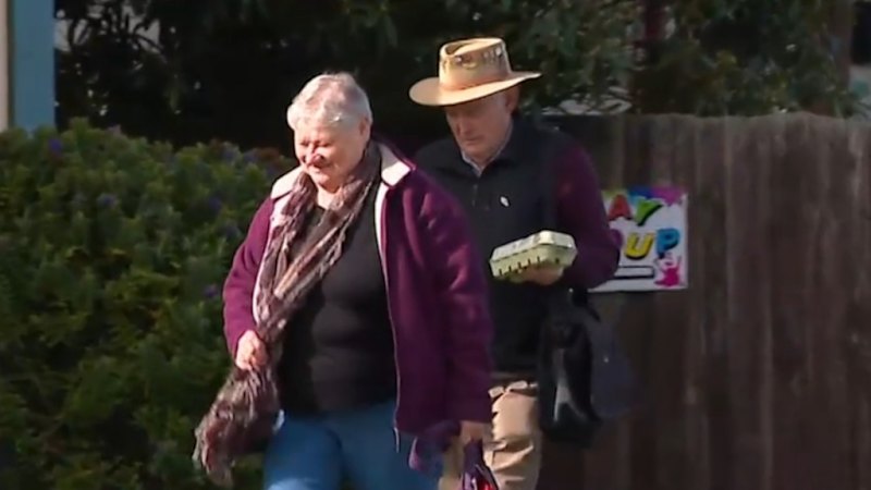 Mushroom murder survivor pastor returns to church
