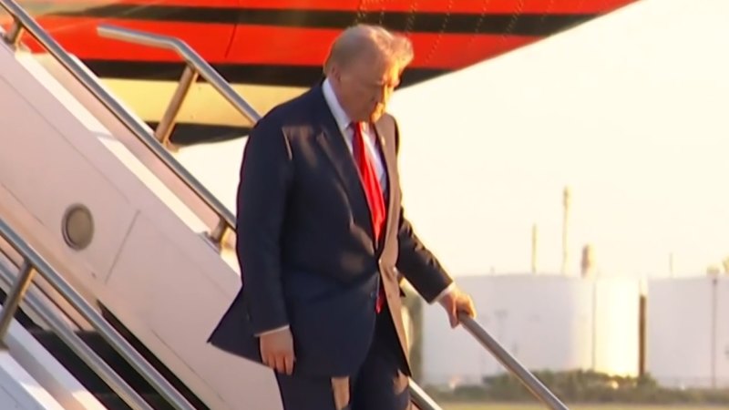 Trump and Harris arrive ahead of presidential debate