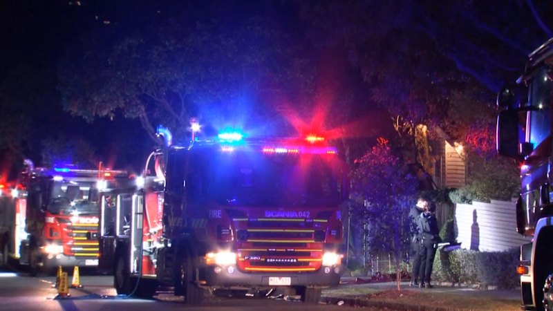 Man dies after fire at three-storey Melbourne apartment complex