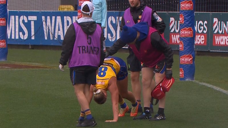 Young gun goes down with knee injury